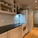 Апартаменты Ledaal Place 1 By *