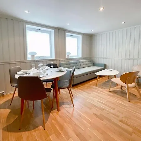 Ledaal Place 1 By アパート