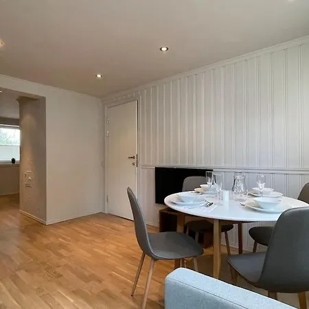 Ledaal Place 1 By סטוונגר